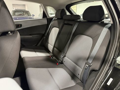 Used 2019 Hyundai Kona SE AWD/4WD image 60