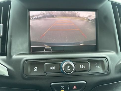 Used 2023 GMC Terrain SLE w/ Driver Convenience Package AWD/4WD image 29