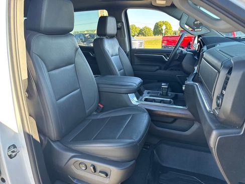 Used 2024 GMC Sierra 1500 SLT w/ SLT Premium Plus Package image 13