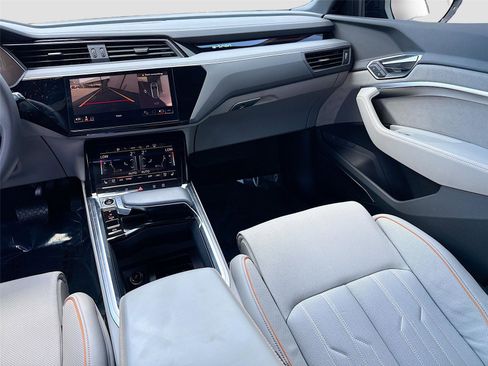 Certified 2024 Audi Q8 e-tron Prestige w/ Prestige Package image 25