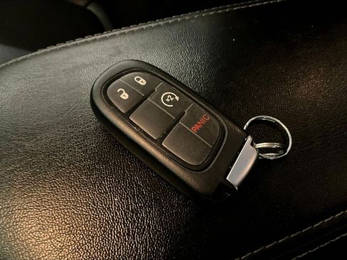 Used 2022 Jeep Cherokee Latitude Lux AWD/4WD image 33