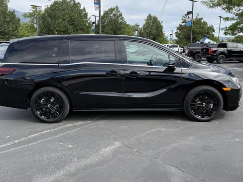 Certified 2026 Honda Odyssey Sport-L image 5