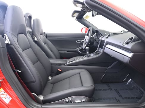 Certified 2025 Porsche 718 Boxster S image 23
