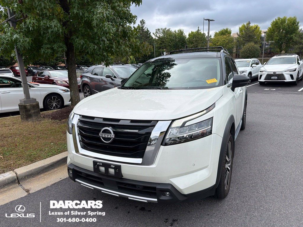 Used 2023 Nissan Pathfinder Platinum w/ Cargo Package AWD/4WD image 1