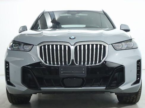 Used 2025 BMW X5 xDrive40i image 5