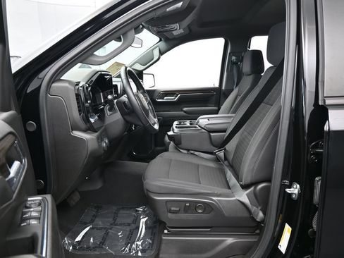Used 2024 Chevrolet Silverado 1500 LT RWD image 11