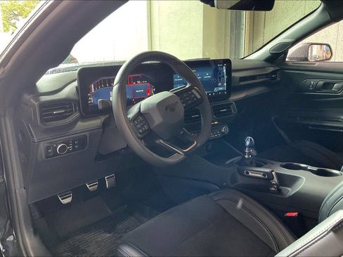 Used 2026 Ford Mustang Dark Horse RWD image 4