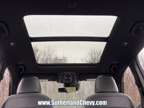 Used 2024 Jeep Grand Cherokee L Limited w/ Luxury Tech Group II image 50