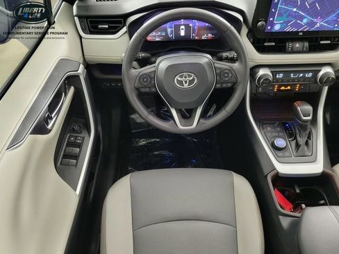 Used 2025 Toyota RAV4 Limited w/ Weather Package image 27