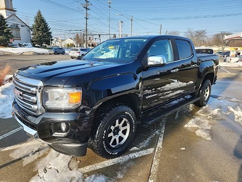 Used 2017 GMC Canyon SLT w/ Driver Alert Package image 8
