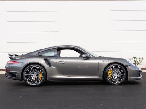 Used 2014 Porsche 911 Turbo S AWD/4WD image 14