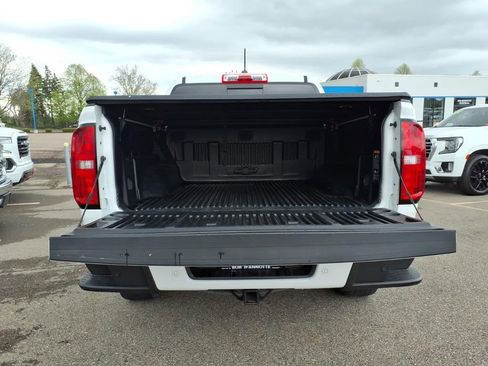 Used 2020 Chevrolet Colorado Z71 AWD/4WD image 8