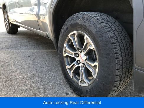 Used 2024 GMC Sierra 1500 SLE w/ Preferred Package AWD/4WD image 13