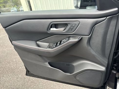 New 2026 Nissan Rogue Rock Creek image 25