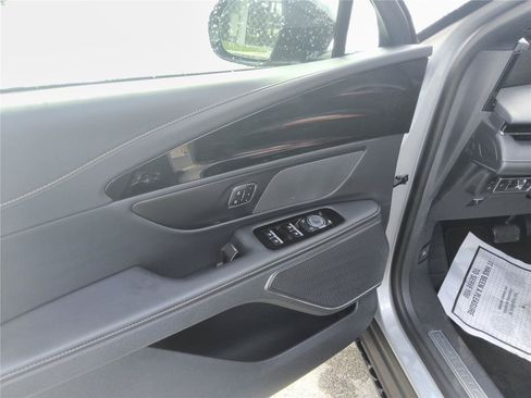 Certified 2024 Lincoln Nautilus Reserve w/ Jet Appearance Package (87T) AWD/4WD image 15