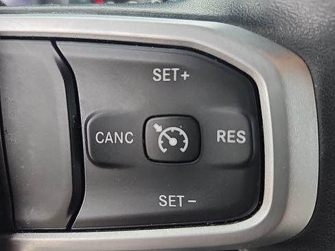 Certified 2022 RAM 1500 Big Horn image 11