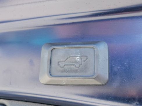 Used 2021 Toyota RAV4 XLE Premium FWD image 12