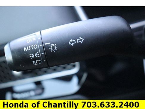 Certified 2024 Honda Civic EX-L image 10