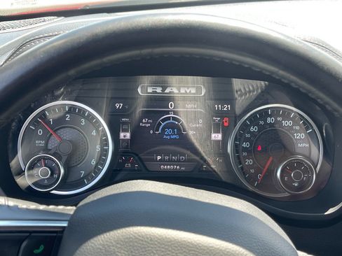 Used 2024 RAM 1500 Laramie AWD/4WD image 28
