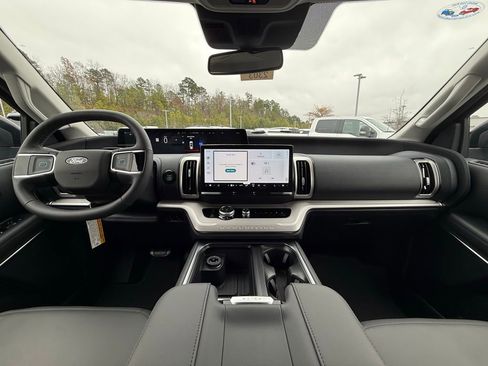 New 2026 Ford Expedition Max Active image 31