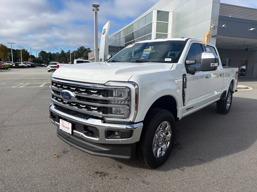 Certified 2025 Ford F250 Lariat w/ Lariat Ultimate Package AWD/4WD image 4