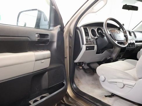 Used 2011 Toyota Tundra 2WD Double Cab w/ Tow Pkg image 9