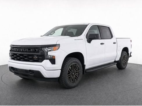 Used 2023 Chevrolet Silverado 1500 W/T RWD image 3