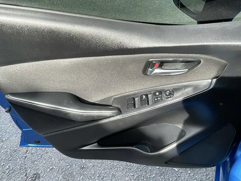 Used 2018 Toyota Yaris iA image 15