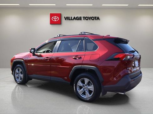Certified 2025 Toyota RAV4 XLE AWD/4WD image 3