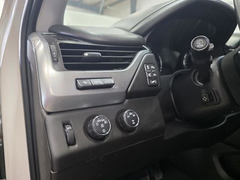 Used 2016 Chevrolet Suburban LTZ AWD/4WD image 12
