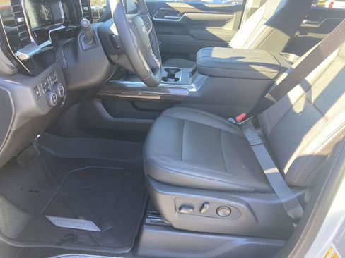 New 2026 Chevrolet Silverado 3500 LT w/ All Star Edition AWD/4WD image 16