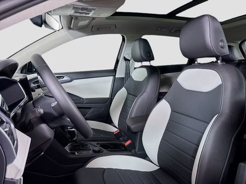 New 2026 Volkswagen Taos SEL AWD/4WD image 21