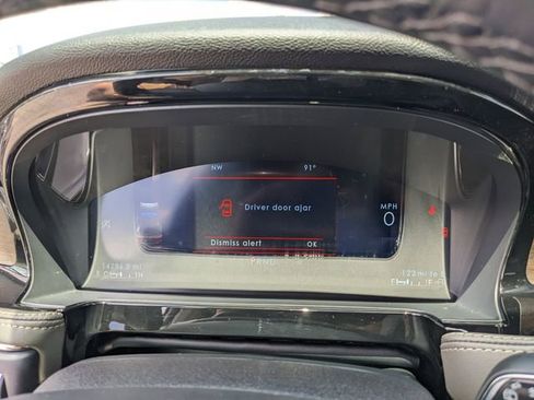 Used 2025 Lincoln Corsair Reserve FWD image 35