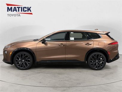 New 2025 Toyota Crown Signia