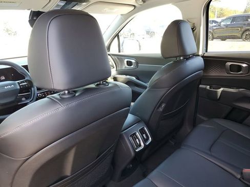 New 2026 Kia Sorento EX FWD image 9
