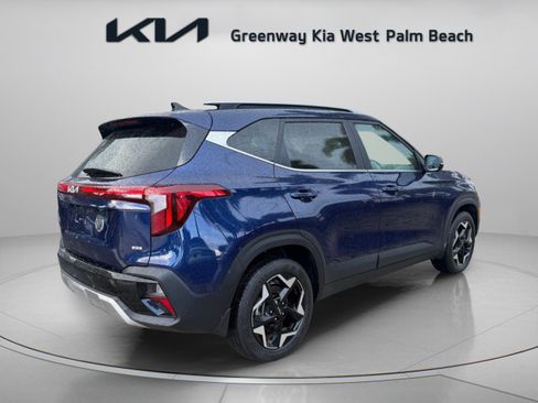 Certified 2025 Kia Seltos EX AWD/4WD image 7