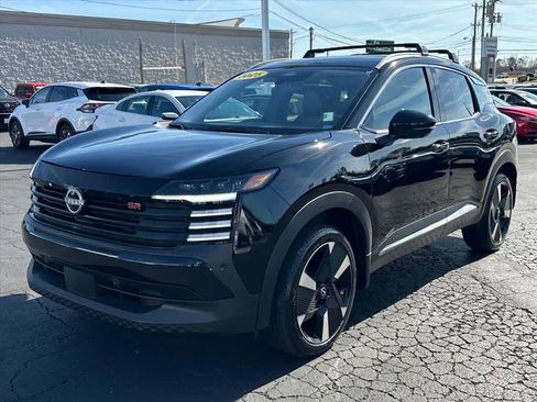 Used 2025 Nissan Kicks SR image 6