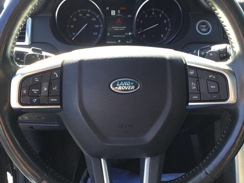 Used 2018 Land Rover Discovery Sport HSE image 36