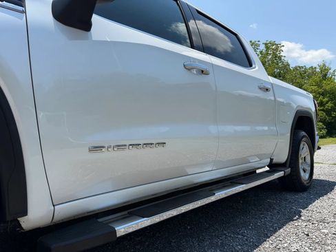 Used 2019 GMC Sierra 1500 SLT w/ SLT Premium Package AWD/4WD image 14