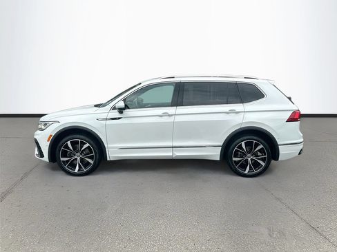Used 2022 Volkswagen Tiguan SEL R-Line AWD/4WD image 4