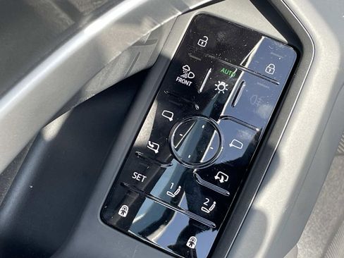 New 2026 Audi Q5 Premium Plus image 18