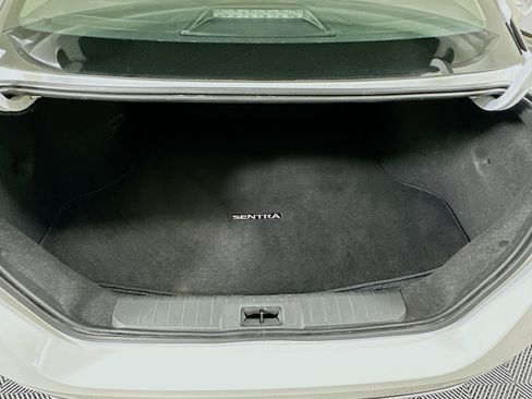 Used 2025 Nissan Sentra S image 27