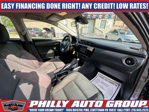 Used 2019 Toyota Corolla LE FWD image 21