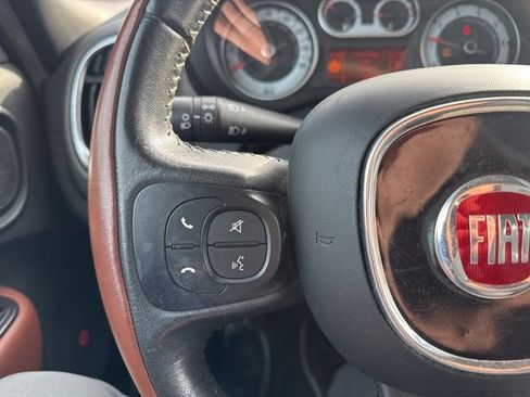 Used 2014 FIAT 500L Trekking w/ Popular Equipment Group image 26