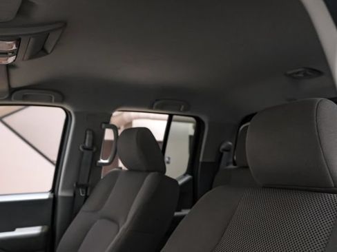Used 2019 Nissan Frontier SV RWD image 35