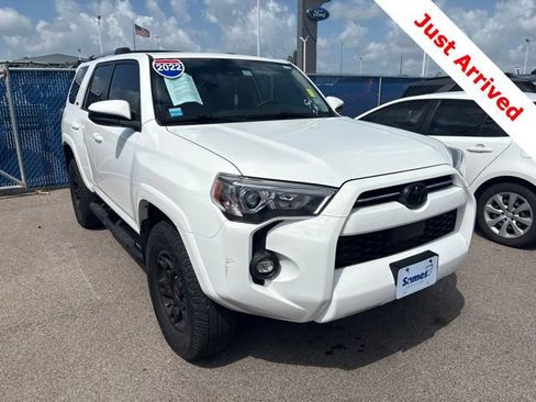 Used 2022 Toyota 4Runner SR5 AWD/4WD image 5