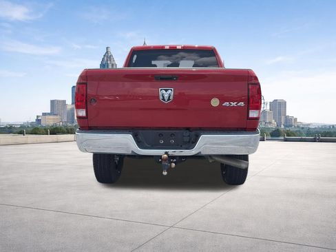 Used 2018 RAM 2500 Tradesman w/ Chrome Appearance Group AWD/4WD image 4