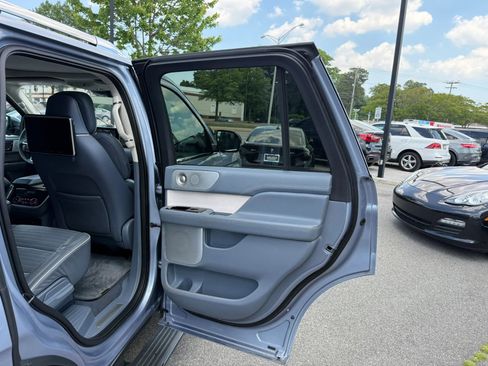 Used 2019 Lincoln Navigator Black Label AWD/4WD image 26