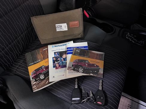 Used 2012 Jeep Wrangler Sport AWD/4WD image 21