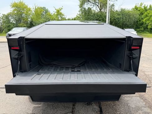 Used 2024 Tesla Cybertruck Cyberbeast AWD/4WD image 47